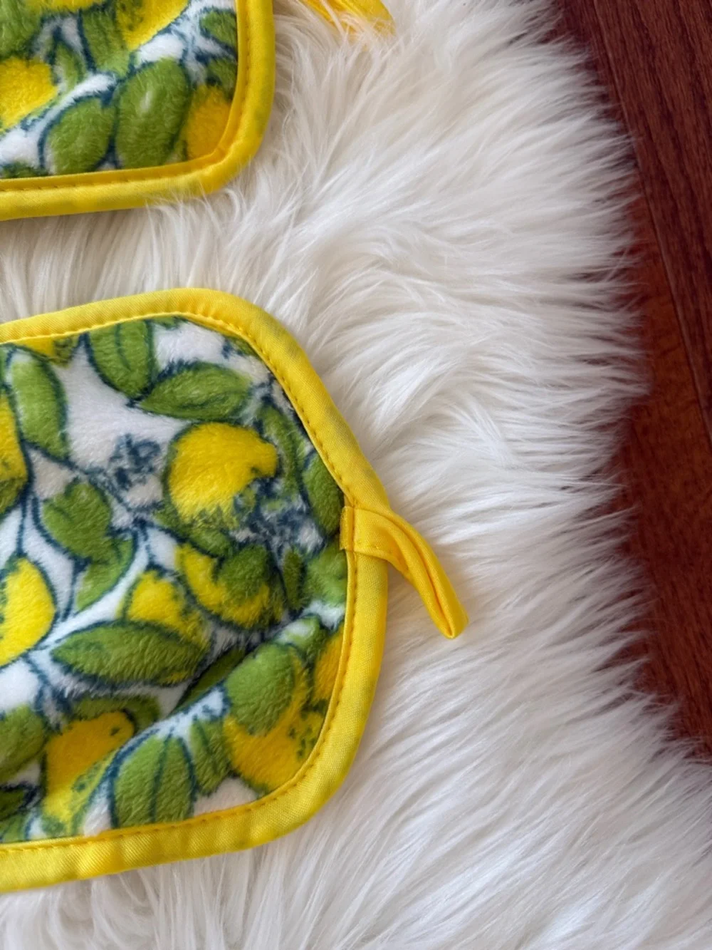 FRESH-FACE  reusable microfiber skincare & spa set vibrant lemon print NWT